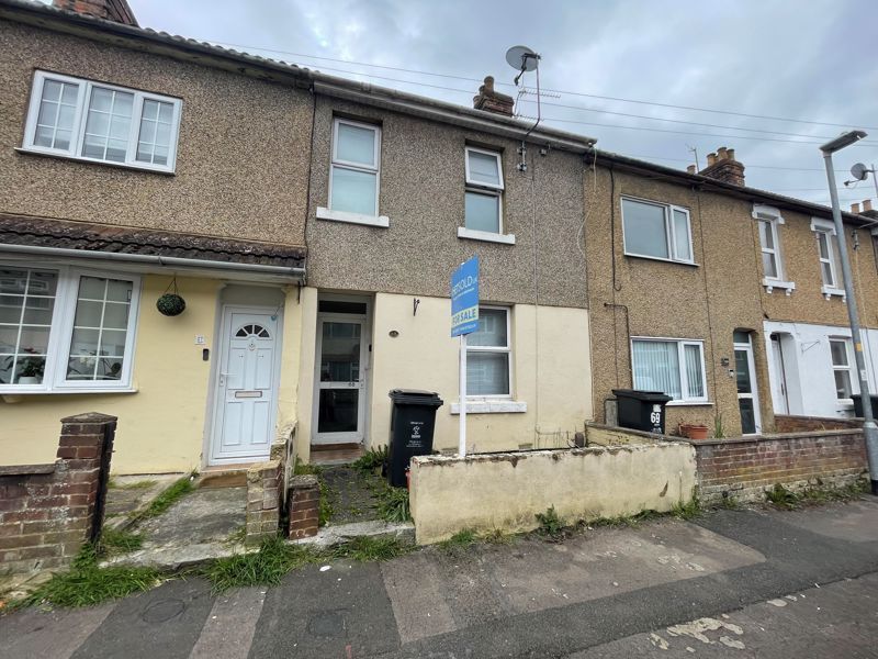 3 bed property for sale in Redcliffe Street, Swindon SN2, £210,000 Zoopla