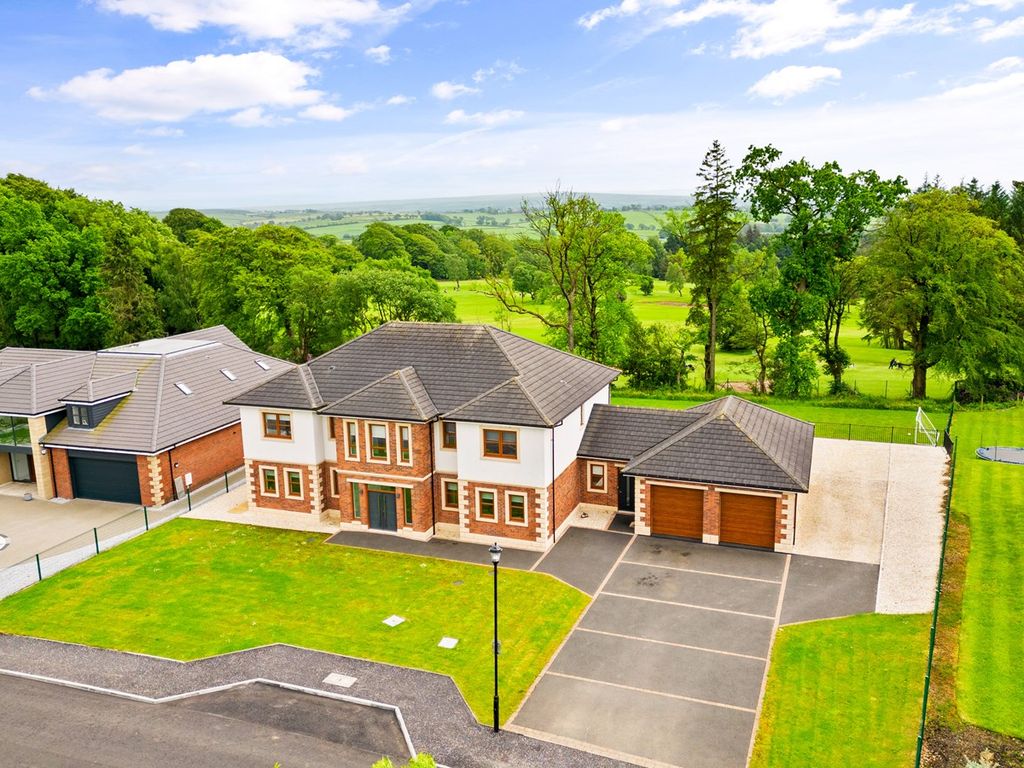 6 bed villa for sale in Ballochmyle Way, Ballochmyle Estate, Mauchline