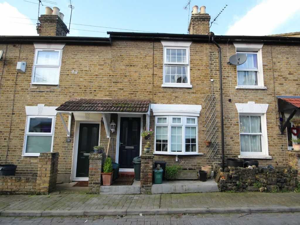 3 bed terraced house for sale in St. Andrews Road, London W7, £700,000