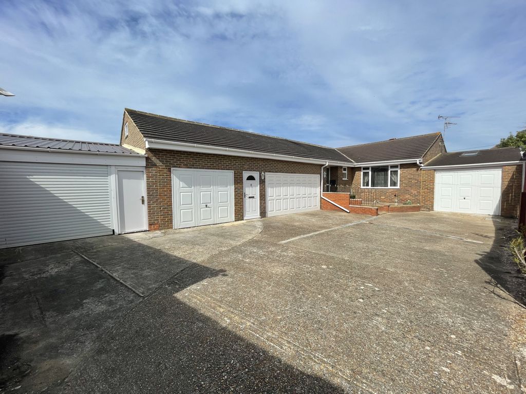 4 bed bungalow for sale in Sackville Road, Eastbourne, East Sussex BN22