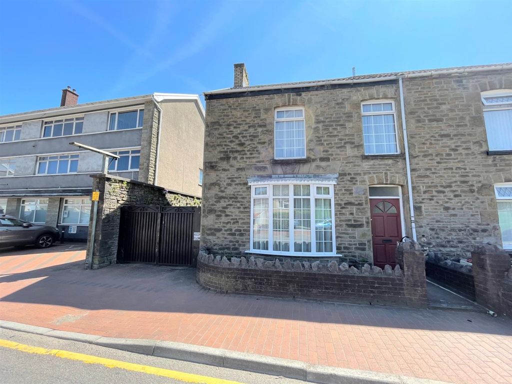 4 bed end terrace house for sale in New Road, Skewen, Neath SA10 Zoopla