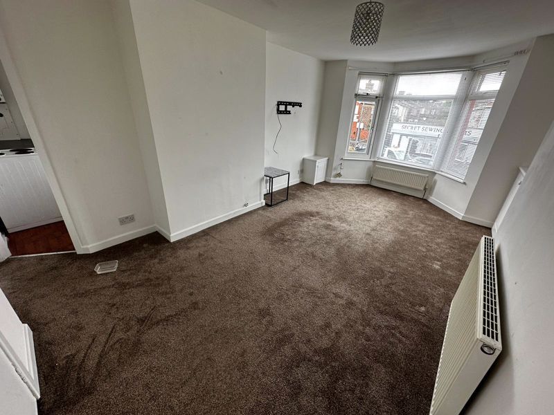 1 bed flat to rent in Queens Drive, Walton, Liverpool L4, £525 pcm Zoopla