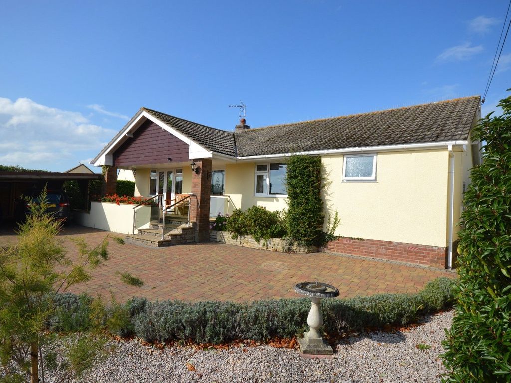 3 bed bungalow for sale in St. Johns Road, Exmouth, Devon EX8, £500,000
