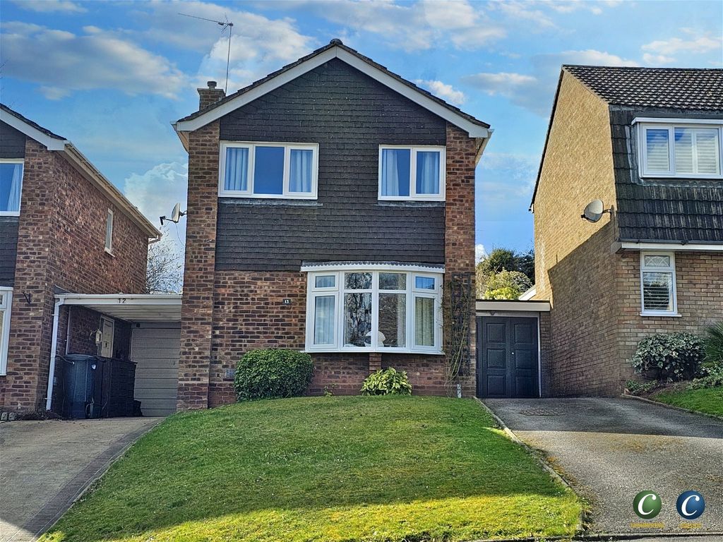 3 bed detached house for sale in Crestwood Rise, Rugeley WS15 Zoopla