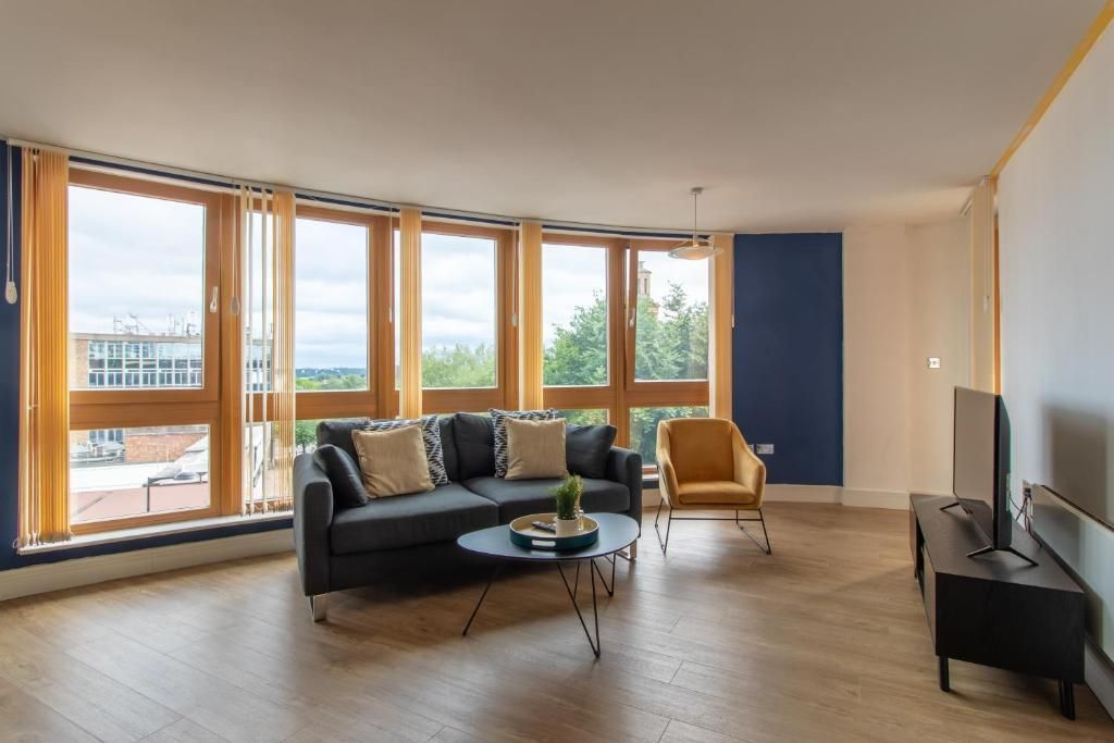 2 bed flat to rent in Postbox, Upper Marshall Street, Birmingham B1, £