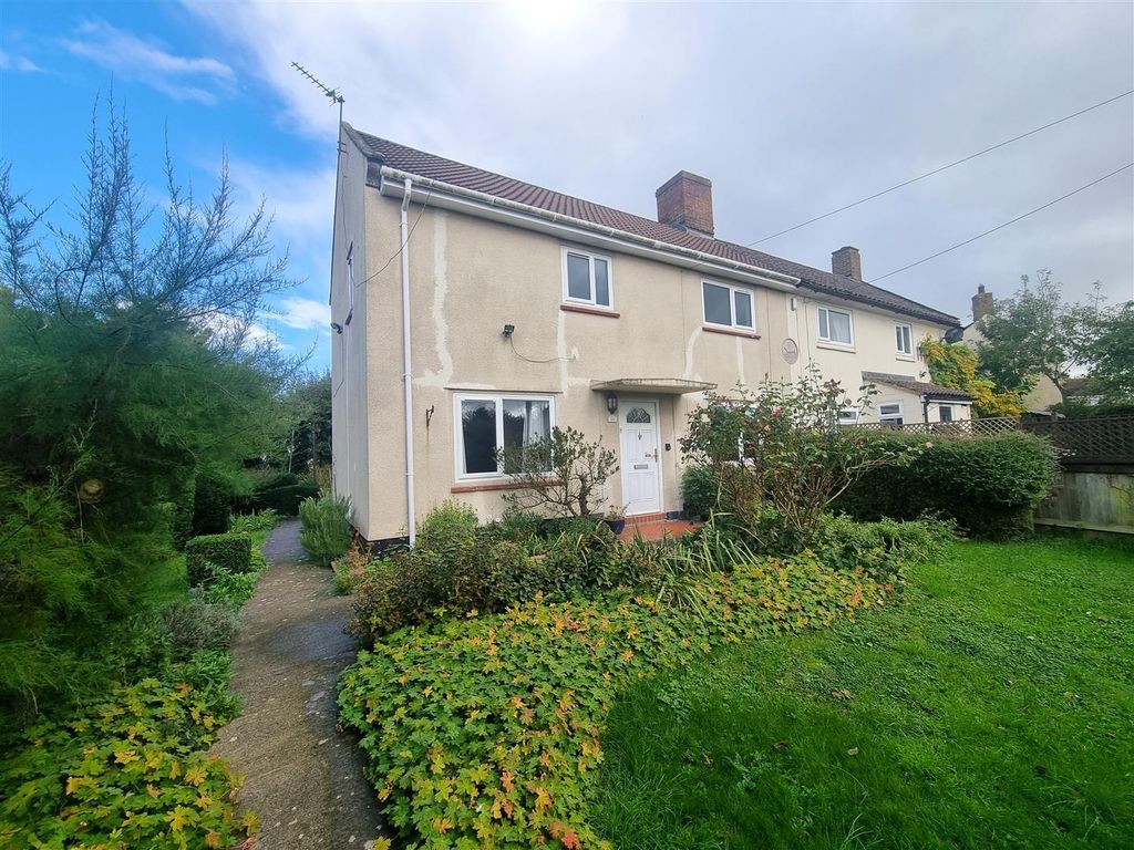 3 bed semidetached house for sale in Dursley Road, Heywood, Westbury