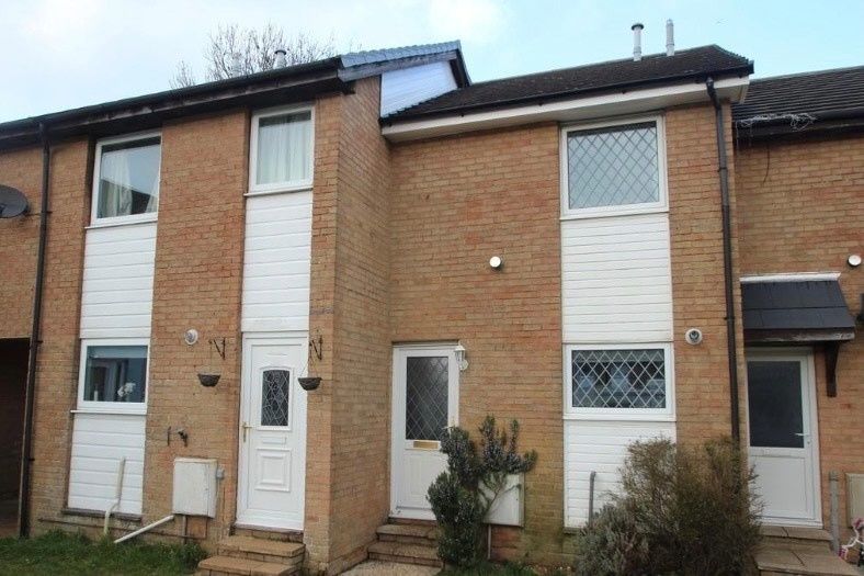 2 bed terraced house for sale in Alvington Manor View, Newport, Isle Of