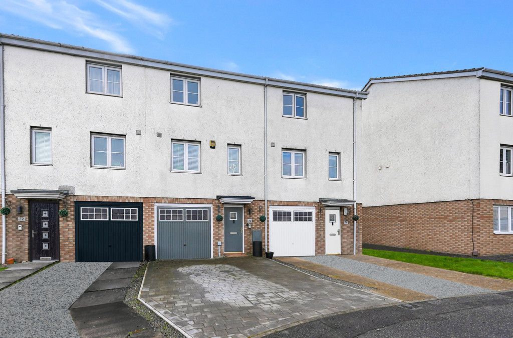 3 bed town house for sale in Queens Crescent, Livingston EH54, £220,000
