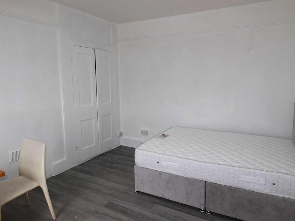 Room to rent in East Hill, Dartford DA1 Zoopla