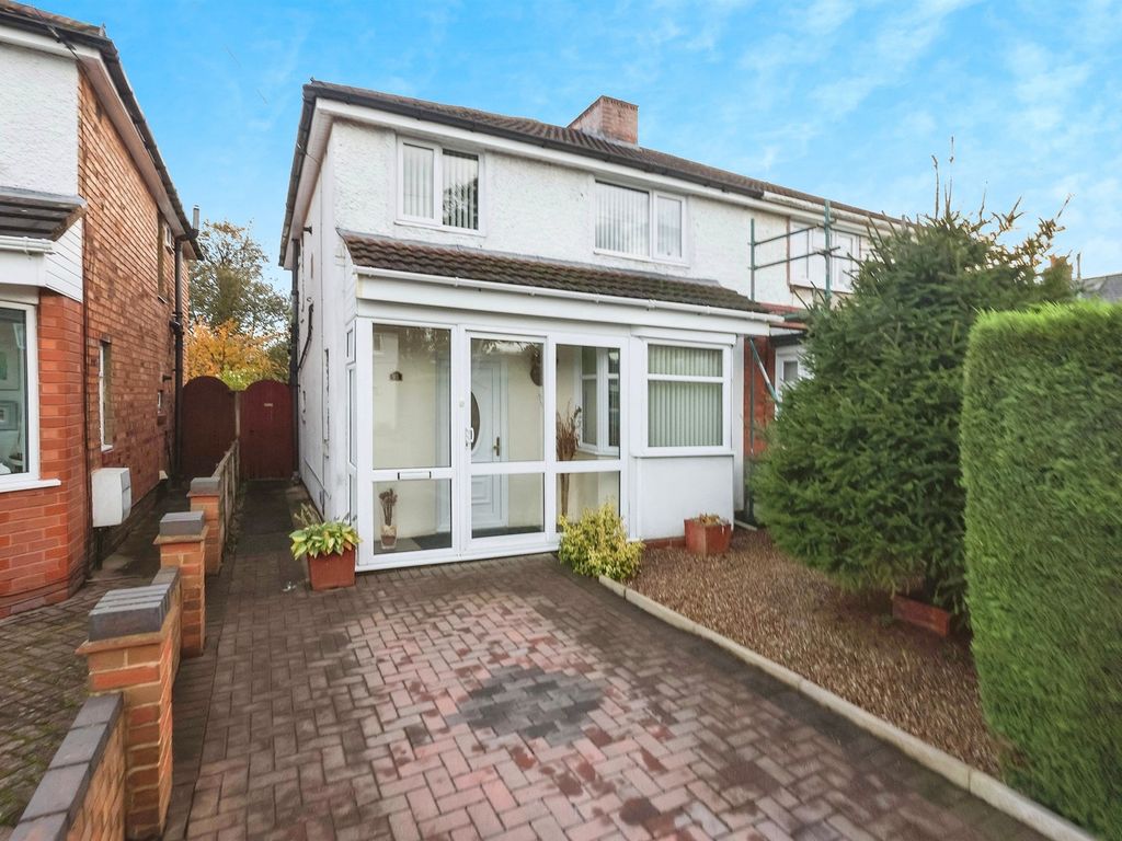 3 bed semidetached house for sale in Redthorn Grove, Stechford