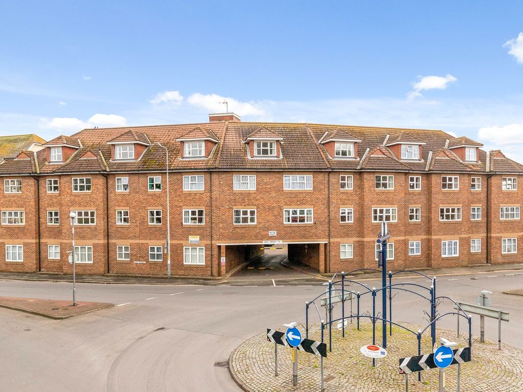1 bed property for sale in Blythe Court, Prospect Road, Hythe CT21 Zoopla