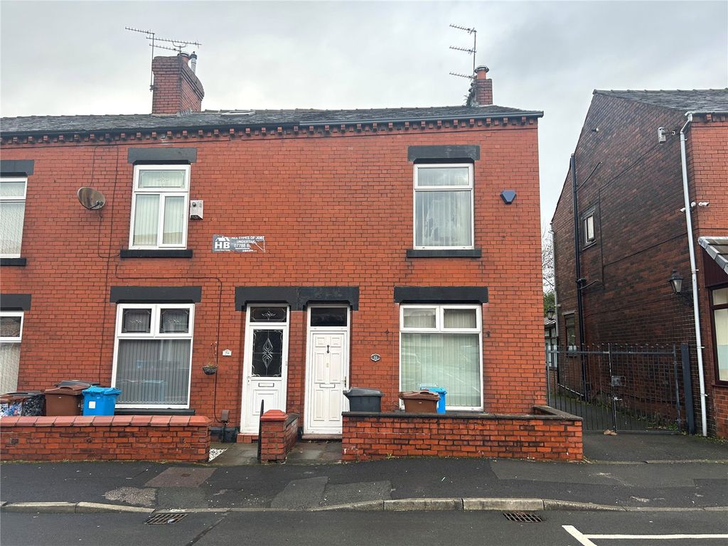 2 bed end terrace house for sale in Melling Road, Oldham, Greater