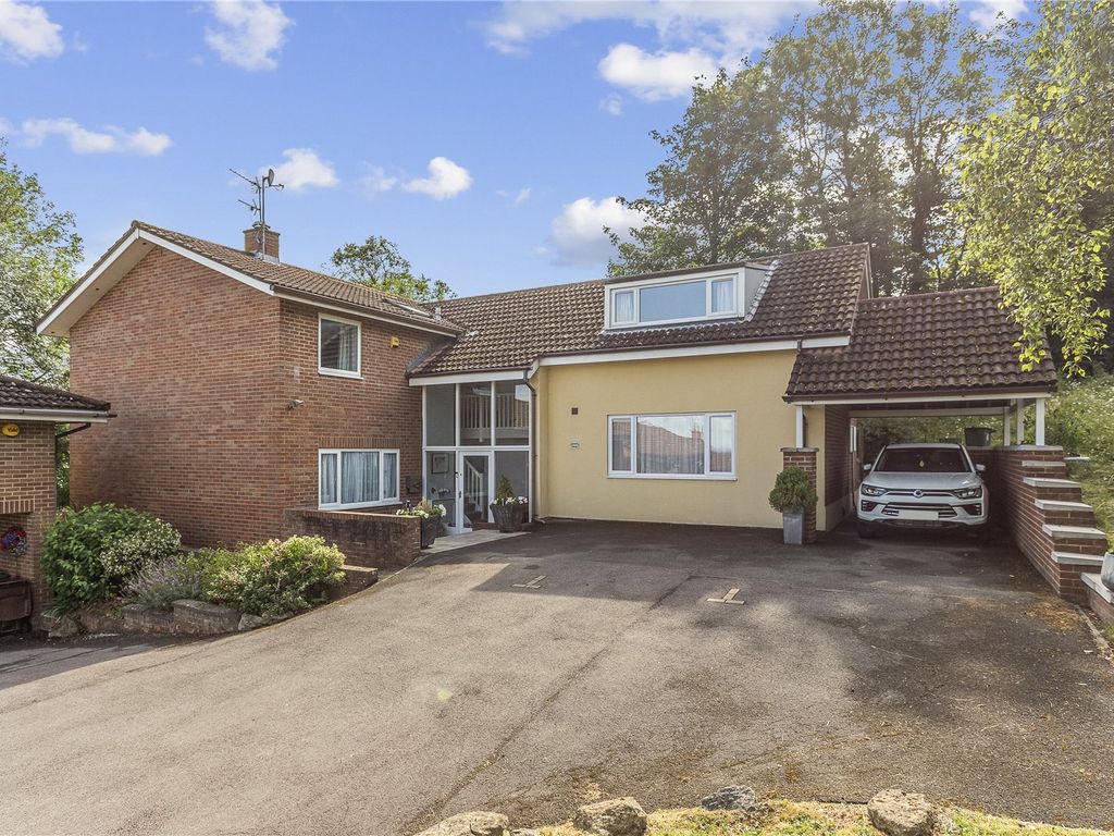 5 bed detached house for sale in Harp Hill, Charlton Kings, Cheltenham