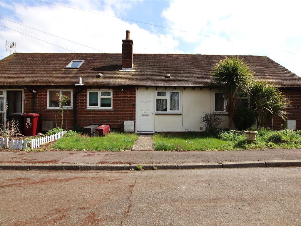 1 bed terraced bungalow for sale in Fletcher Place, North Mundham