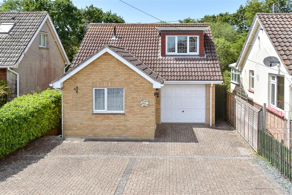 3 bed chalet for sale in Ventnor Road, Sandown, Isle Of Wight PO36, £