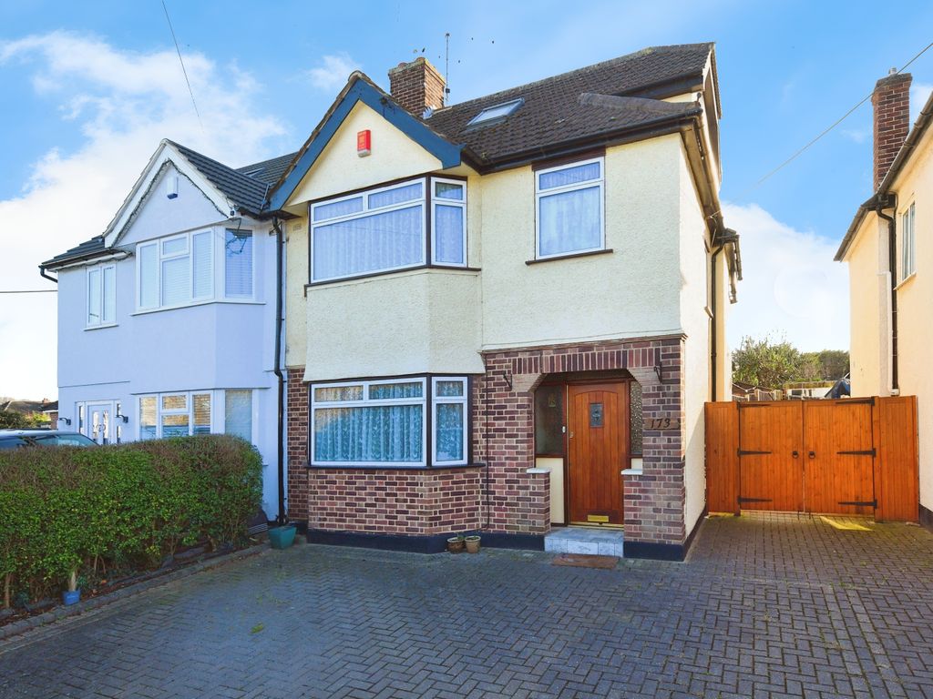 3 bed semidetached house for sale in London Road, Rayleigh, Essex SS6