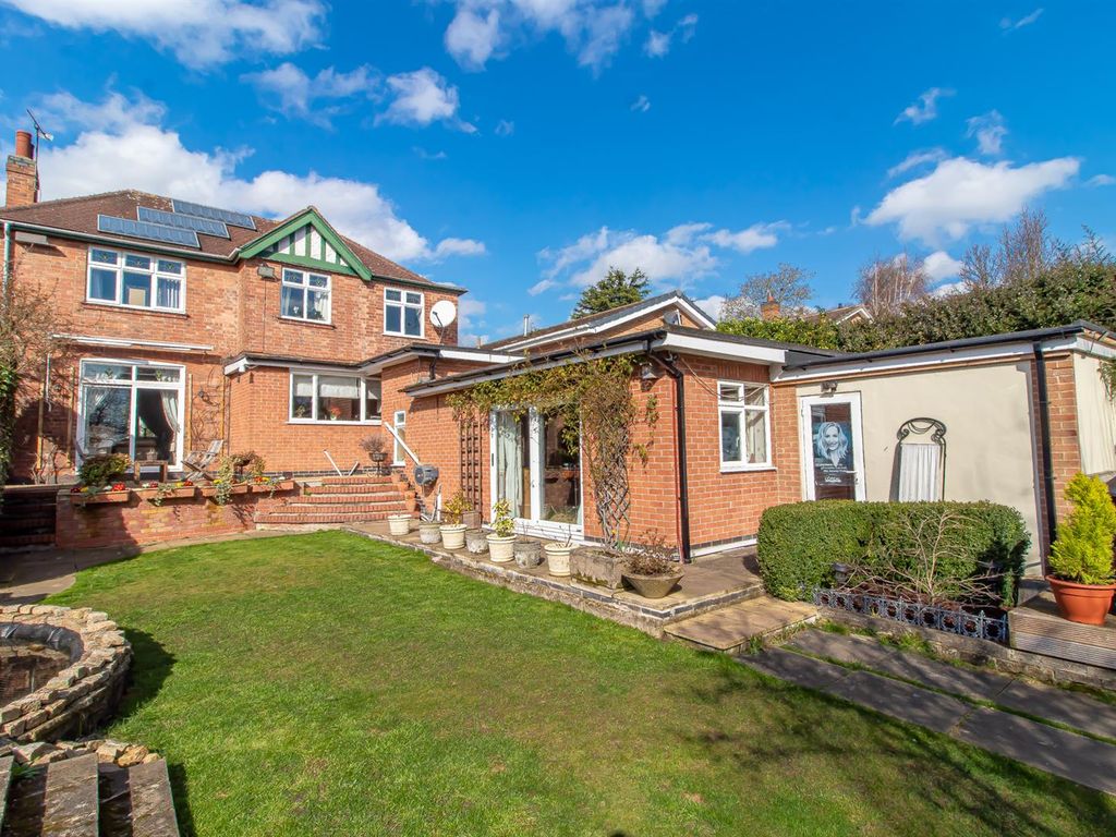 4 bed detached house for sale in Pierrepont Avenue, Gedling, Nottingham NG4 Zoopla