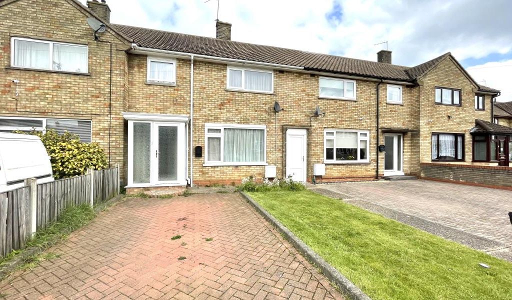 3 bed property to rent in Sheering Walk, Colchester CO2 Zoopla