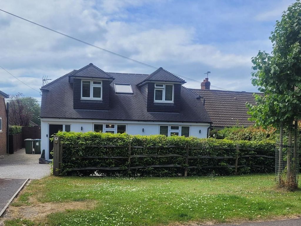 5 bed detached house for sale in Orpington By Pass, Badgers Mount