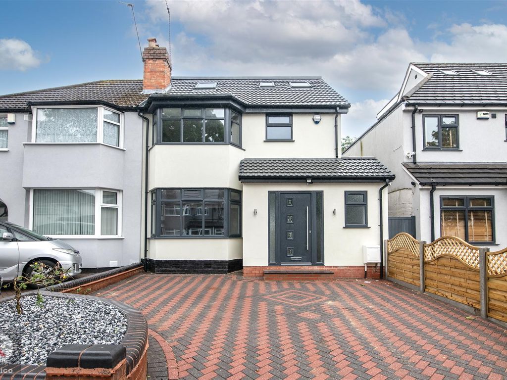 5 bed semidetached house for sale in Brooklands Road, Hall Green