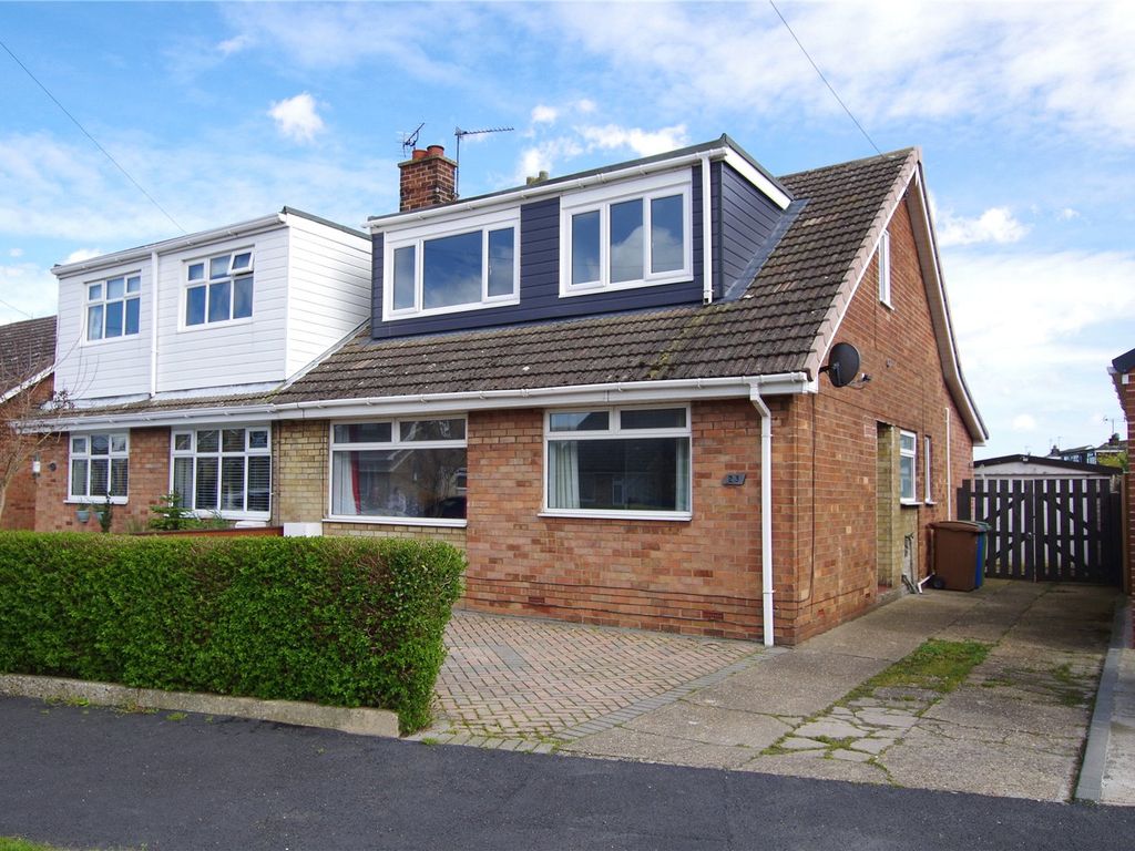 3 bed semidetached house for sale in Stockholm Road, Thorngumbald