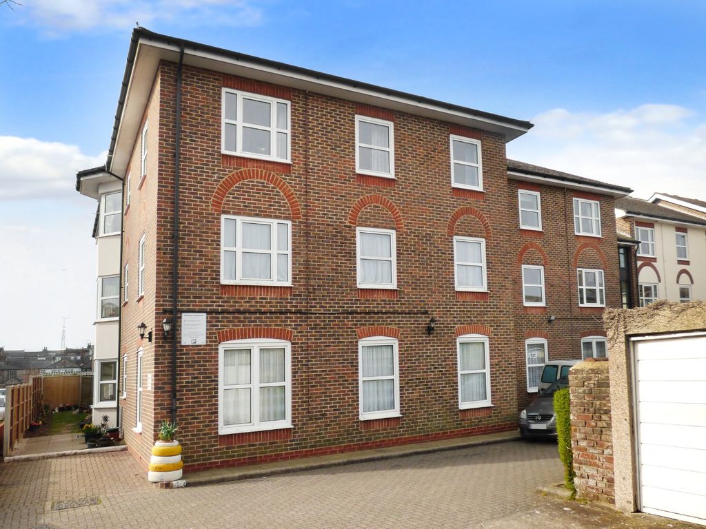 2 bed flat for sale in Westfield Court, Norfolk Road, Littlehampton