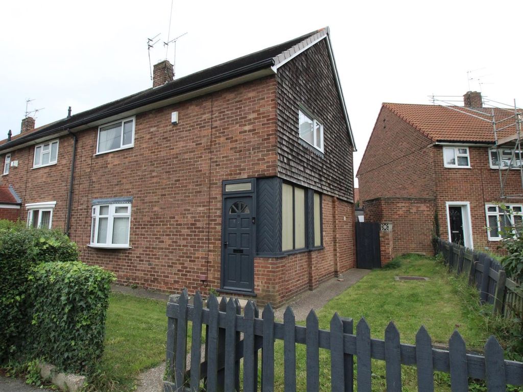 3 bed property to rent in Frome Road, Hull HU8, £795 pcm Zoopla