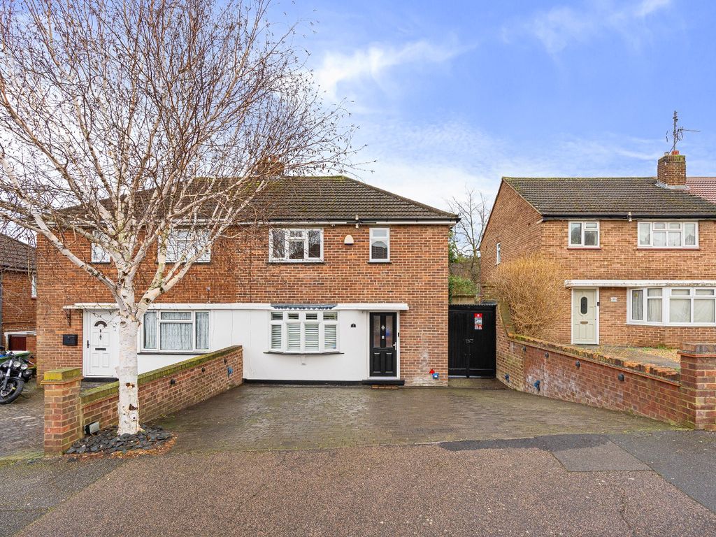 2 bed semidetached house for sale in Normandy Way, Erith DA8, £375,000