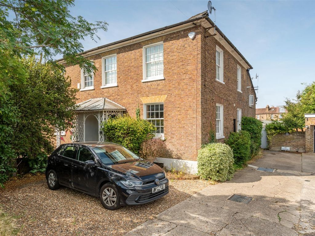 2 bed for sale in 2 Straight Road, Old Windsor, Windsor SL4