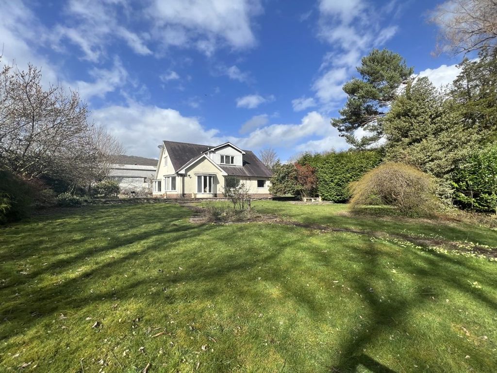 4 bed detached house for sale in Nantgavenny Lane, Mardy, Abergavenny