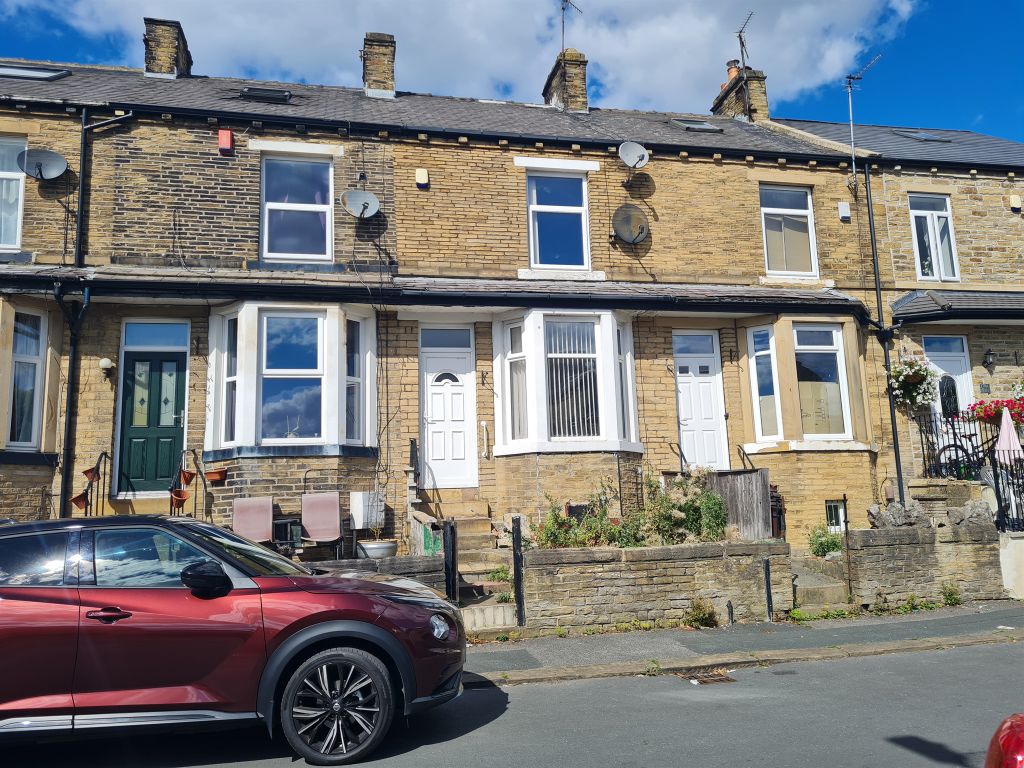 3 bed terraced house for sale in Thornton Old Road, Bradford BD8 Zoopla