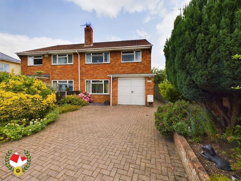 4 bed semidetached house for sale in Hucclecote Road, Hucclecote