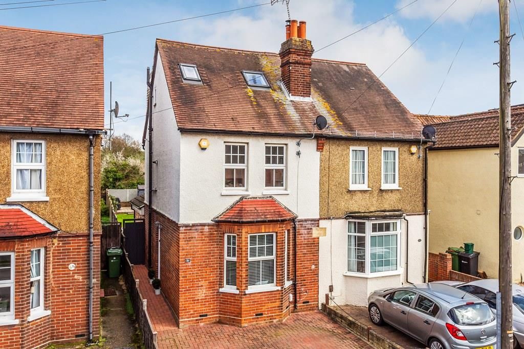 3 bed semidetached house for sale in Copthorne Road, Leatherhead KT22, £595,000 Zoopla