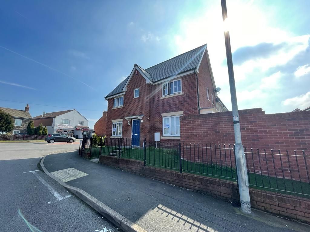 3 bed end terrace house to rent in Moredon Road SN2, Zoopla