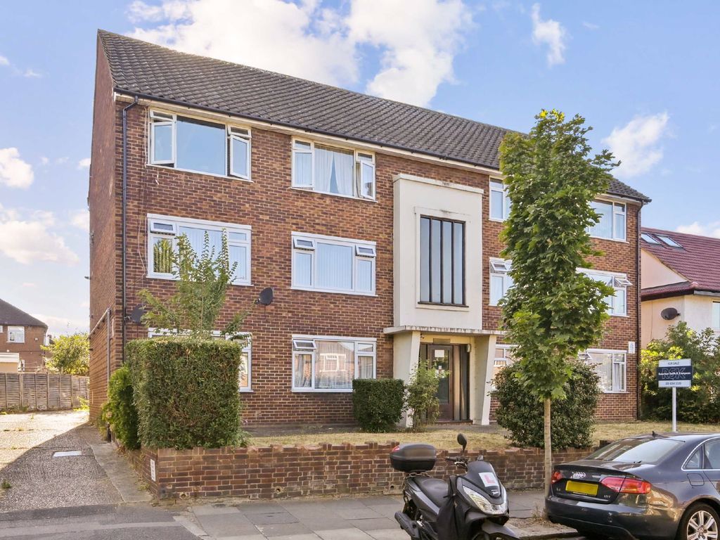 2 bed flat for sale in Greenford Avenue, London W7 Zoopla