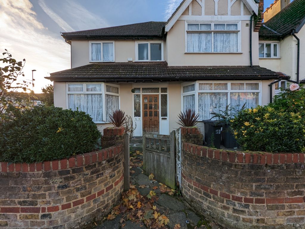 Melrose Avenue, London SW16