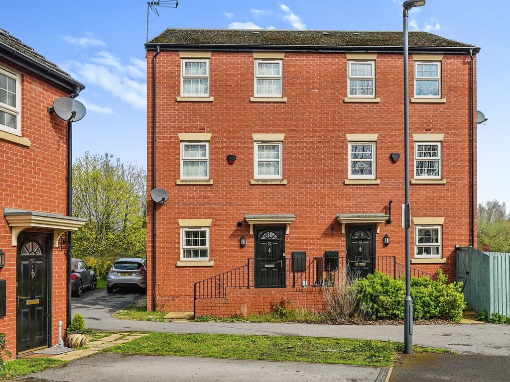 2 bed semidetached house for sale in Bramblehedge Drive, Sinfin, Derby