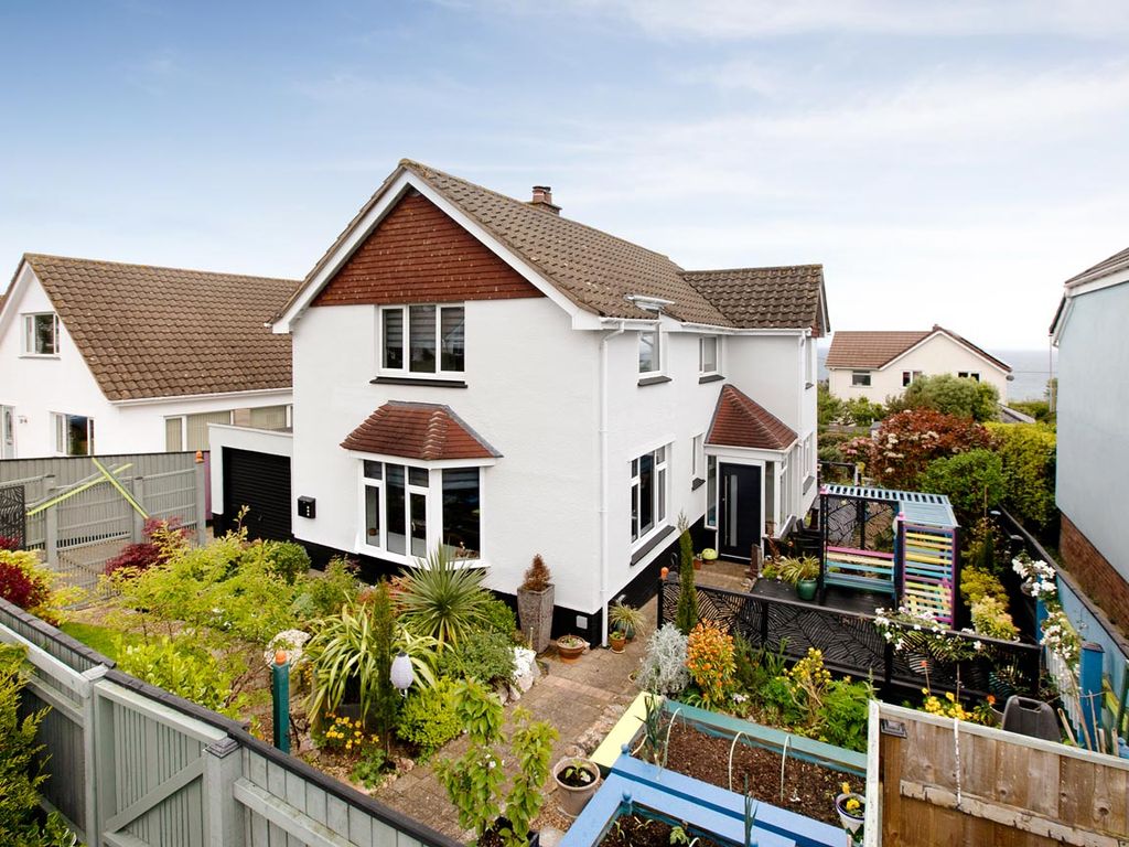3 bed detached house for sale in Southdowns Road, Dawlish EX7, £550,000