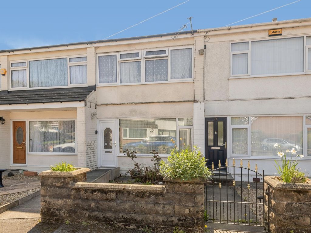 2 bed terraced house for sale in Greenfield Avenue, Oakes, Huddersfield