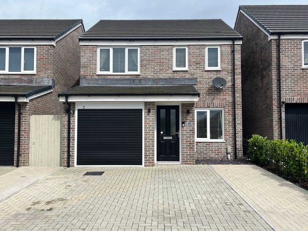 3 bed detached house to rent in Plasnewydd Walk, Llantwit Major CF61