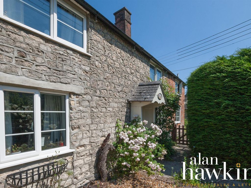 2 bed semidetached house for sale in Church Lane, Lyneham, Chippenham