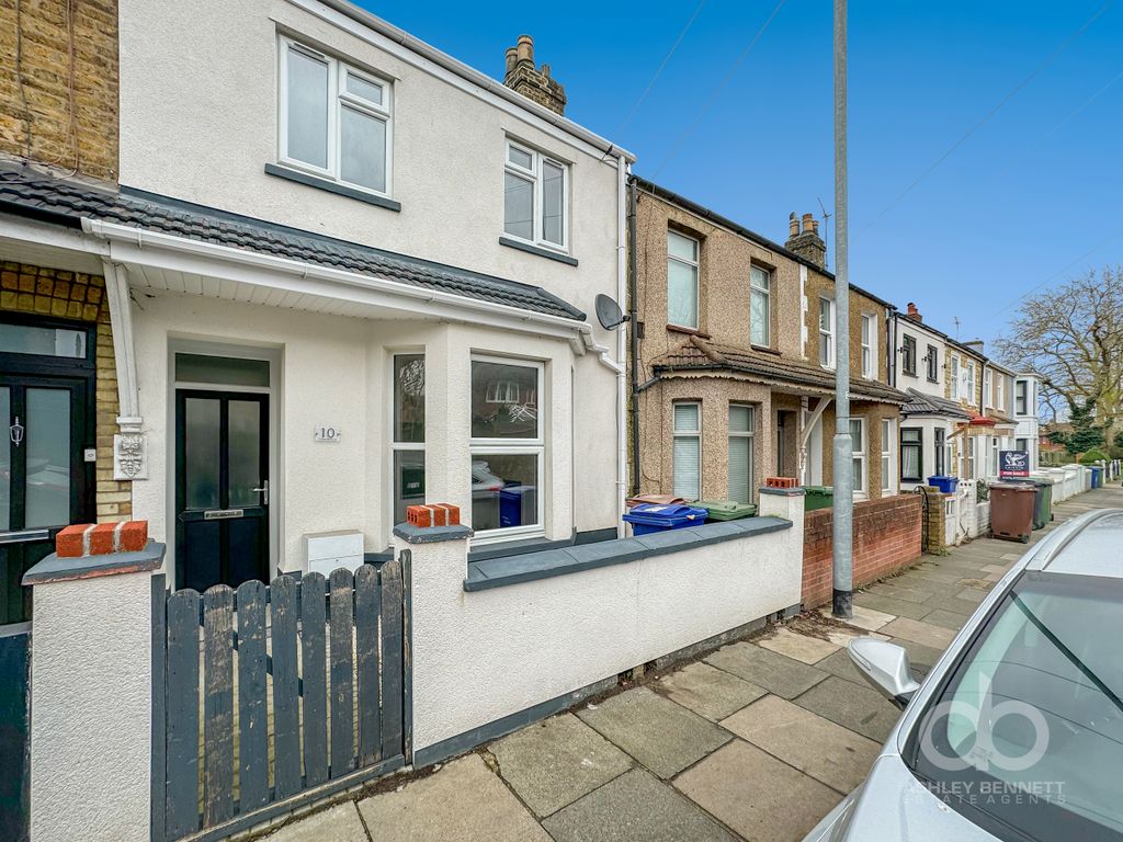 3 bed terraced house for sale in Chadwell Road, Grays RM17, £340,000 Zoopla