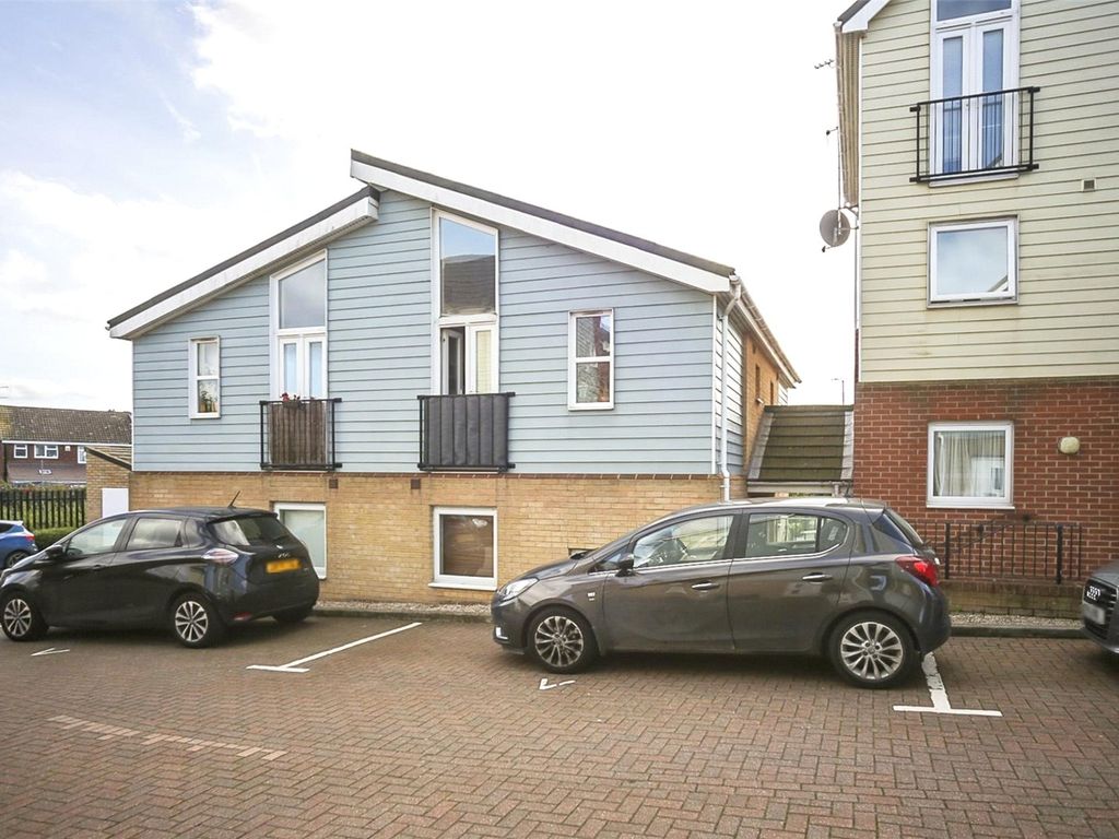 1 bed for sale in Onyx Drive, Sittingbourne ME10 Zoopla
