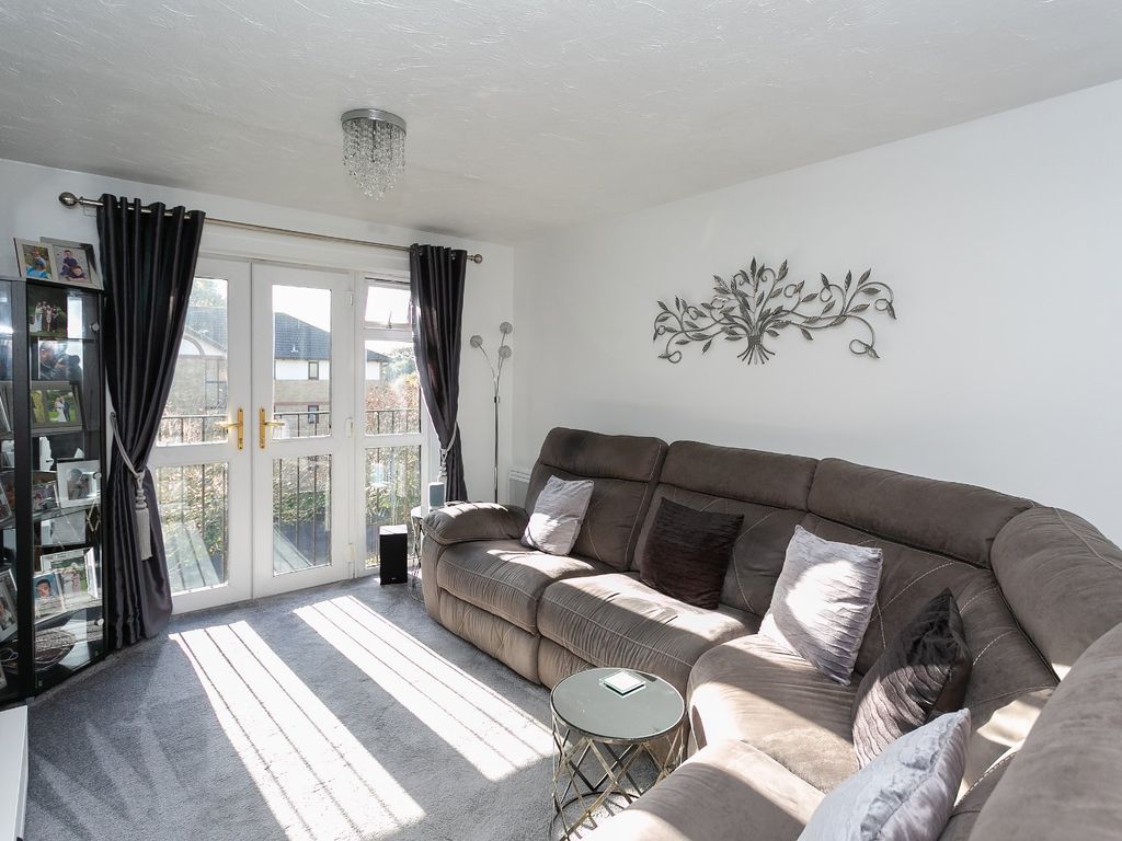 Amersham House, Chenies Way, Watford, Hertfordshire WD18  