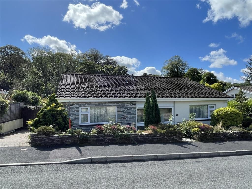 3 bed detached bungalow for sale in Woodland Glade, Lanivet, Bodmin