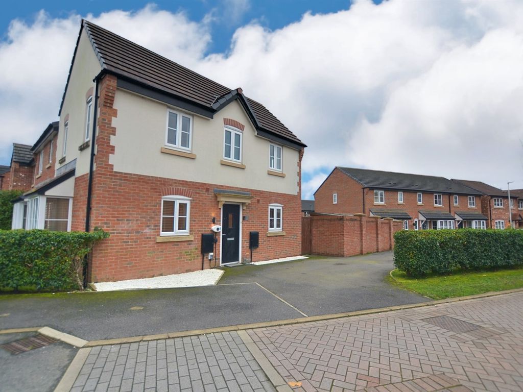 3 bed semidetached house for sale in Wye Close, Holmes Chapel, Crewe