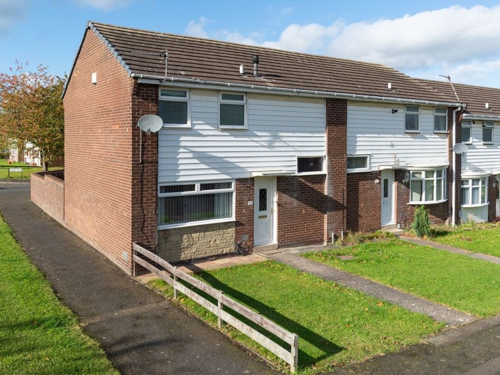2 bed terraced house for sale in Dewley Place, Hillheads Estate