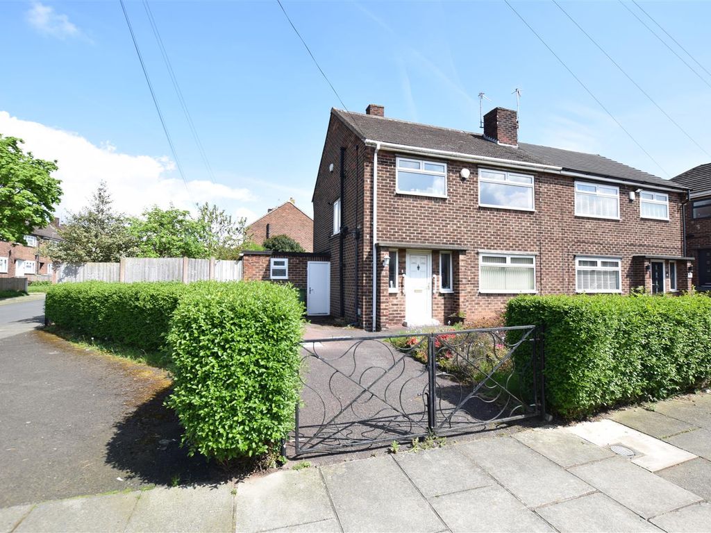 3 bed semidetached house for sale in Prenton Dell Road, Prenton CH43