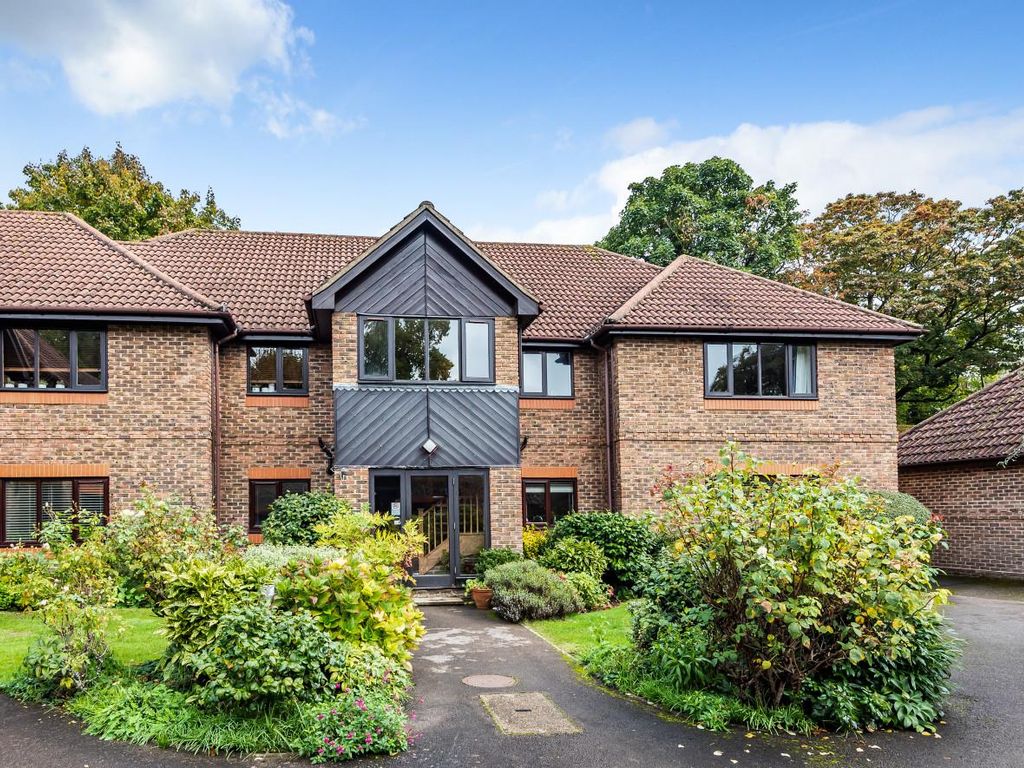 Edgeborough Court, Upper Edgeborough Road, Guildford GU1  
