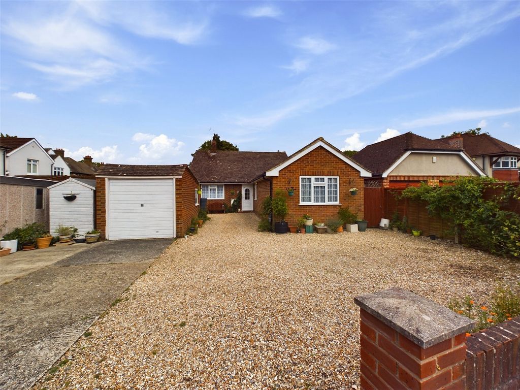4 bed bungalow for sale in Canterbury Road, Farnborough, Hampshire GU14, £625,000 Zoopla